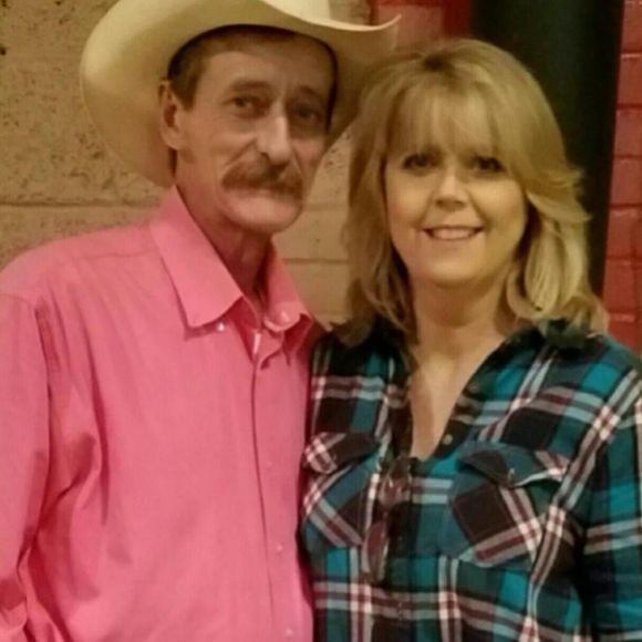 Meet your Posher, Pamela - Picture 1 of 1